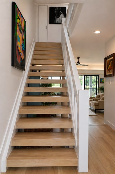 Building Photo - 310 Kipukai Pl