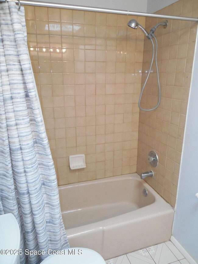 Building Photo - 345 Ocean View Ln