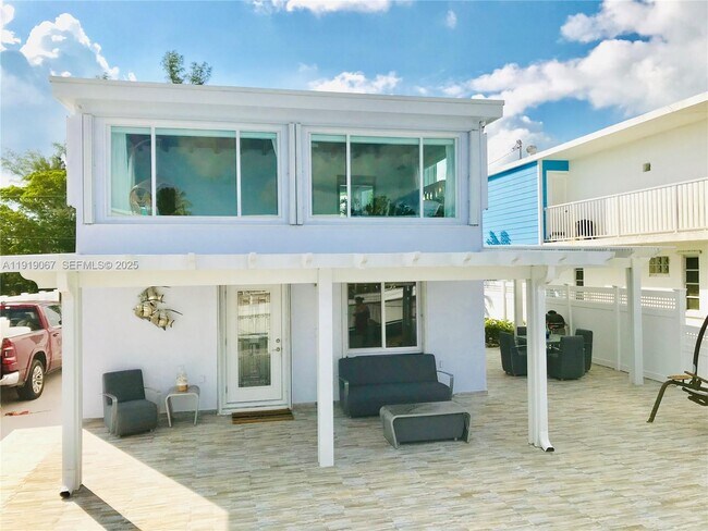 Building Photo - 30 Jean La Fitte Dr