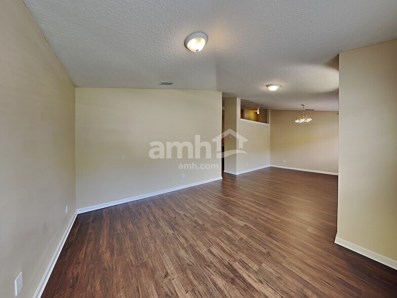 Building Photo - 13895 Wild Hammock Trl