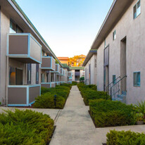 Building Photo - Gaines Street Apartment