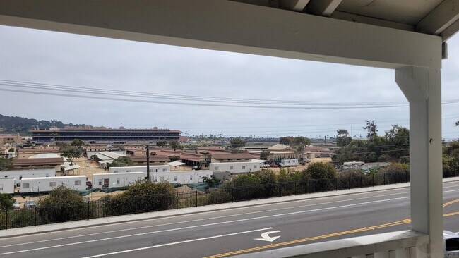 Building Photo - 863 Del Mar Downs Rd