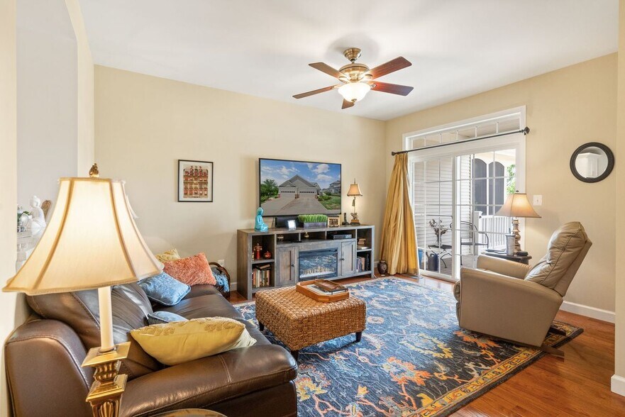 Building Photo - 13508 Tallyrand Way