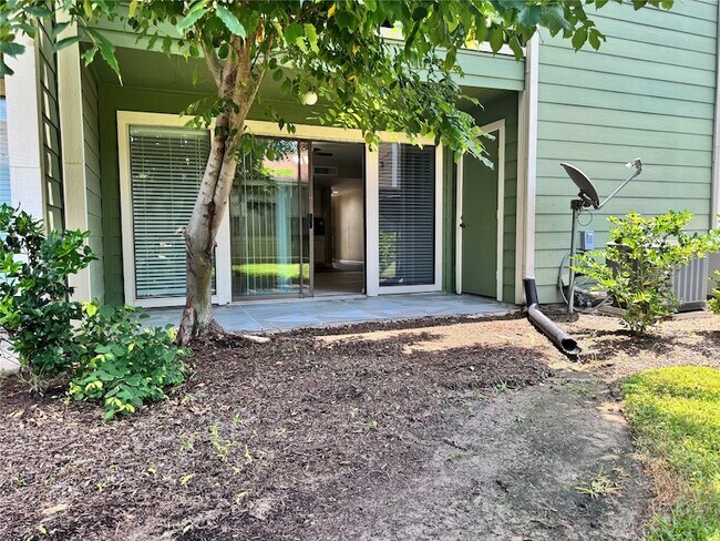 Building Photo - 14777 Wunderlich Dr