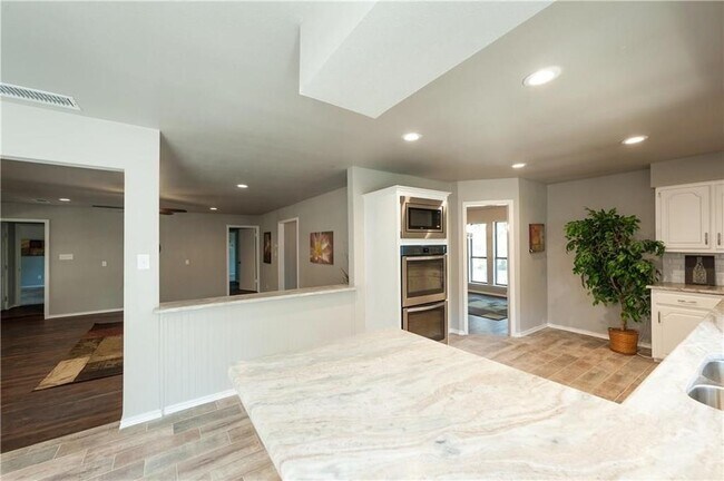Building Photo - 509 Indian Creek Dr