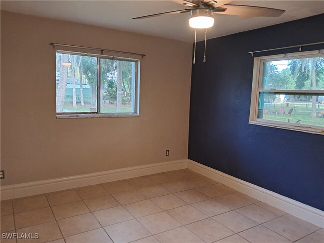 Building Photo - 13914 Nassau St