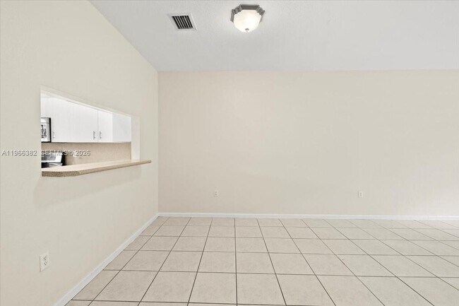 Building Photo - 2779 SW 82nd Ave