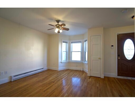 Building Photo - 89 Condor St