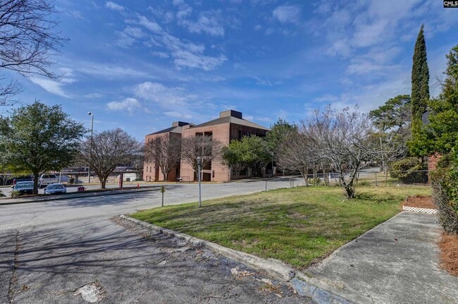 Building Photo - 156 S Marion St