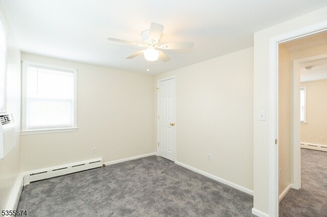Building Photo - 200 Plainfield Rd