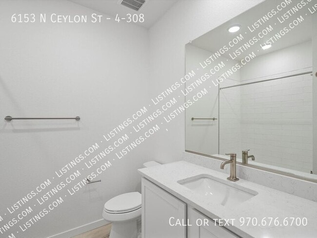 Building Photo - 6153 N Ceylon St