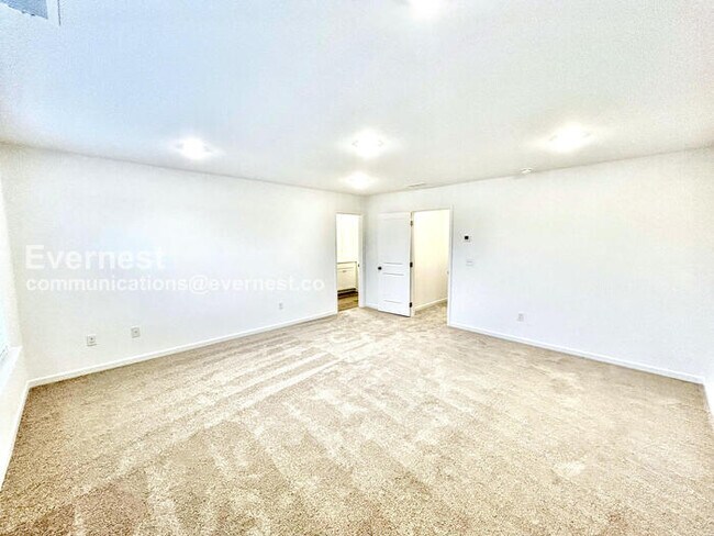 Building Photo - 4285 Marsha St