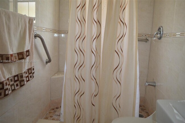 Building Photo - 1231 SW 15th St