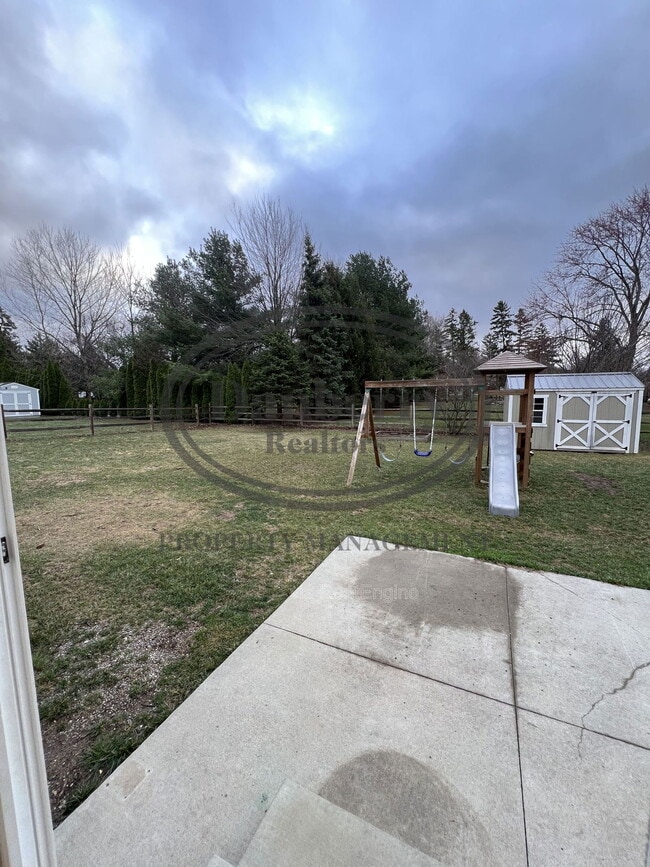 Building Photo - 6625 Wesley Dr