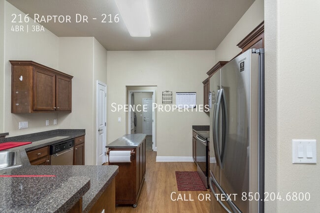 Building Photo - 216 Raptor Dr