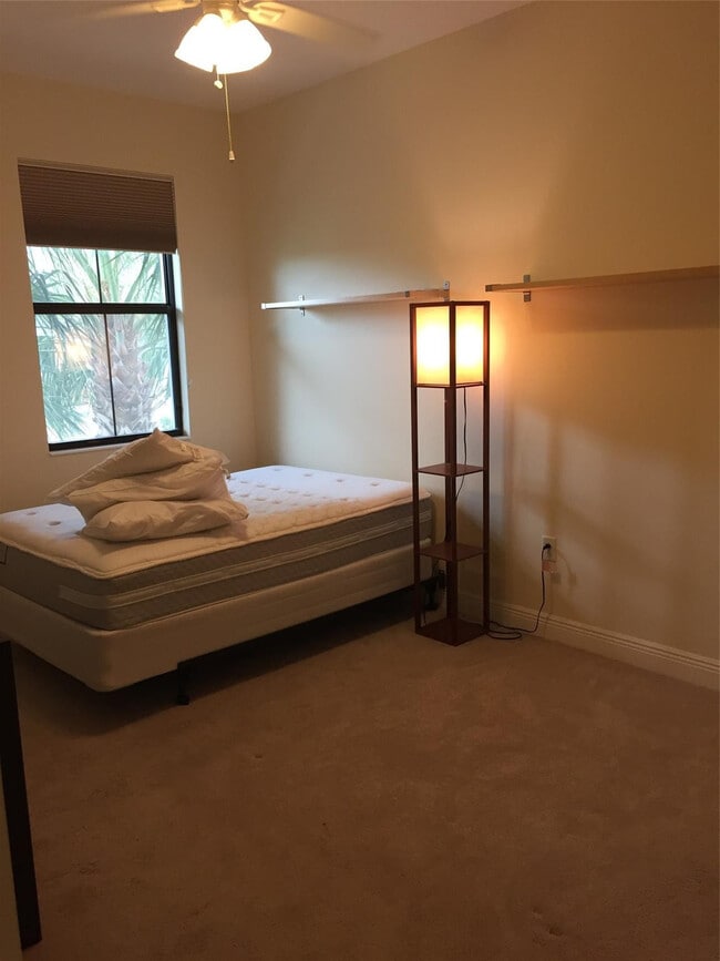 Building Photo - 3310 NW 125th Ln