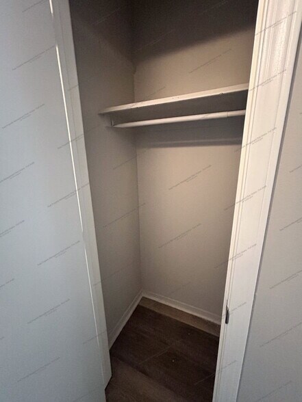 Building Photo - 108 Grand Maple Dr