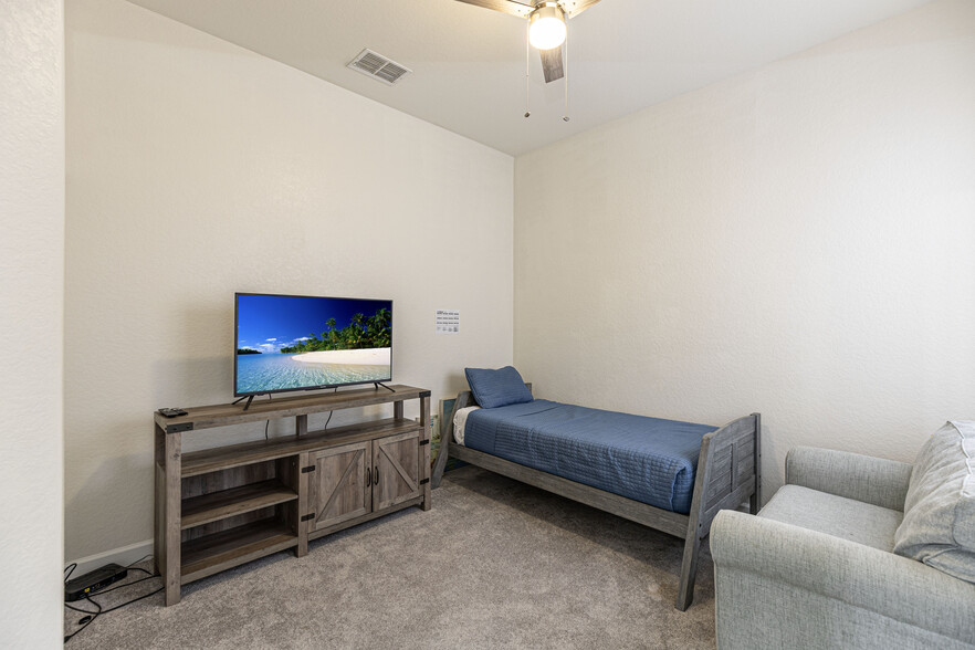 Building Photo - 8641 Piazza del Lago Cir