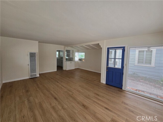 Building Photo - 122 Apolena Ave
