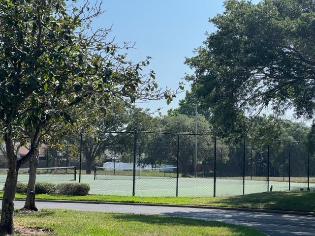 Building Photo - 10122 Winsford Oak Blvd