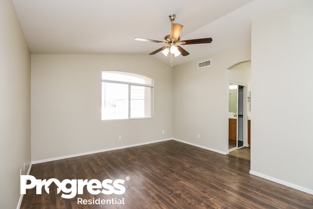 Building Photo - 2607 E Brooks St