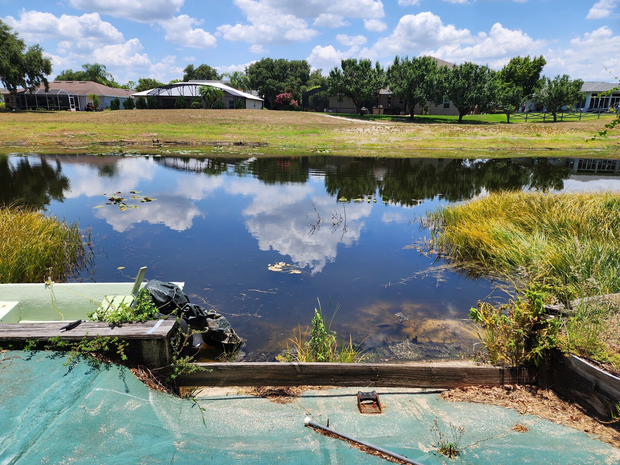 Building Photo - 223 Golf Aire Blvd