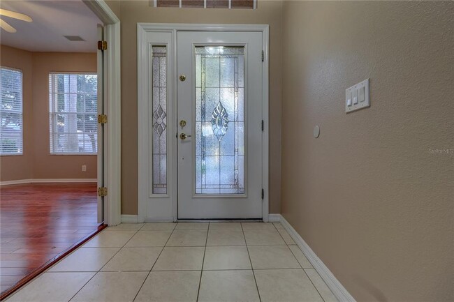 Building Photo - 10215 Evergreen Hill Dr