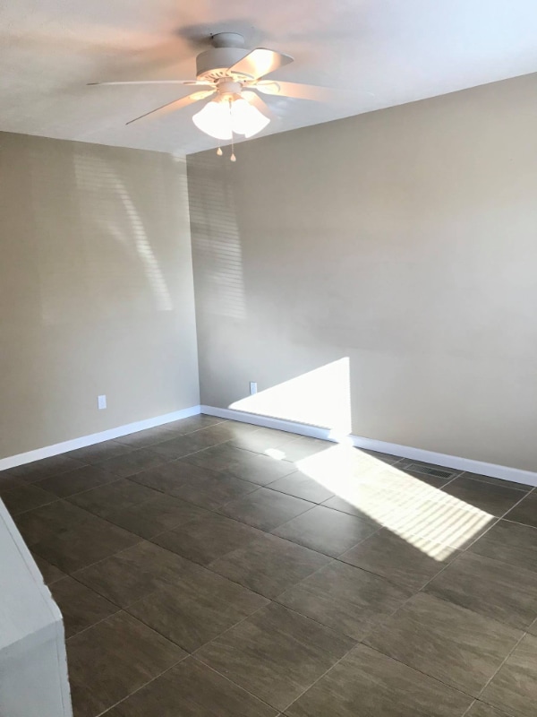 Building Photo - 108 Creekside Dr