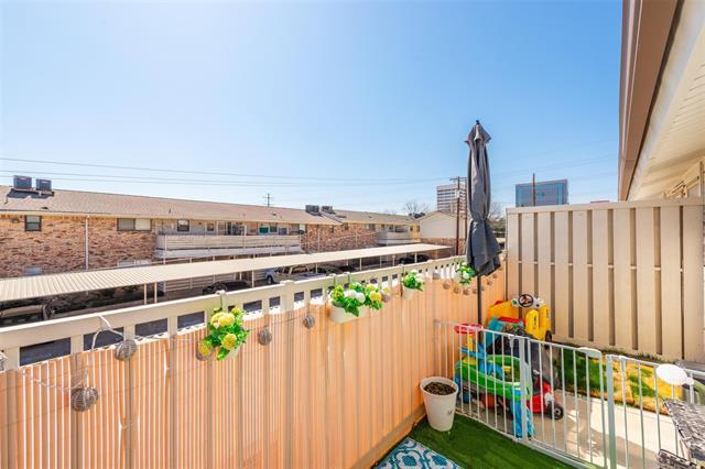 Building Photo - 5076 Matilda St