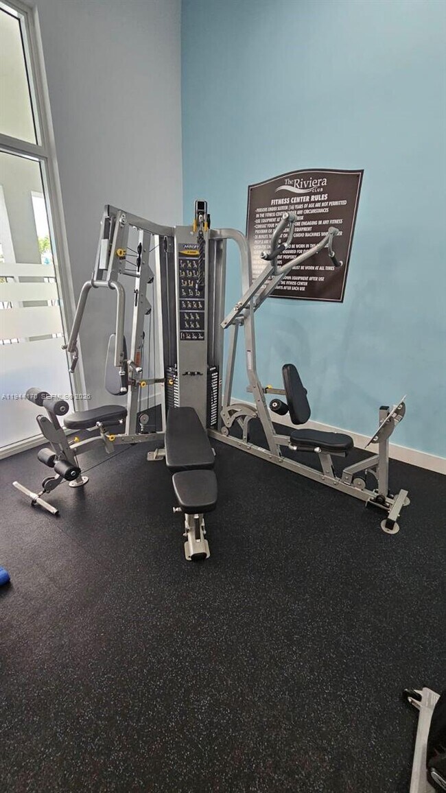 Building Photo - 1146 SE 26th Ter