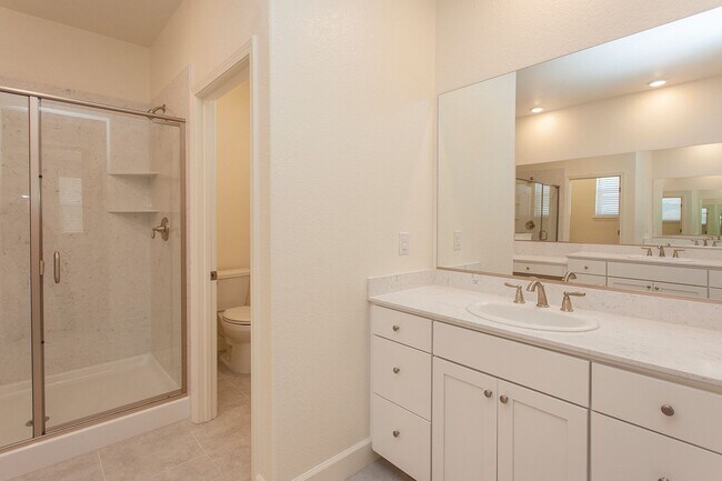 Building Photo - 6049 Red Sun Dr