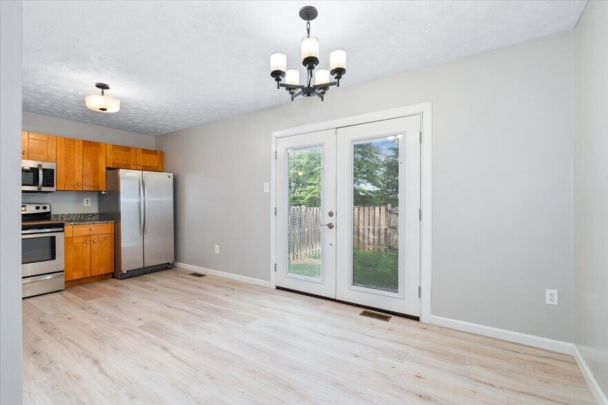 Building Photo - 4975 Pintail Ct