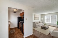 Building Photo - Golden Crest