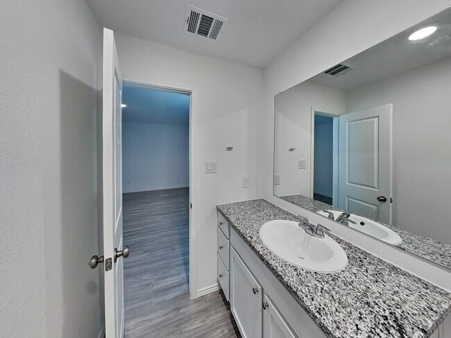 Building Photo - 4115 Southton Tarn