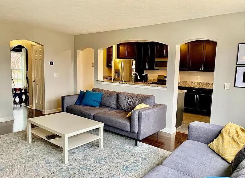 Building Photo - 1411 Woodpath Ct