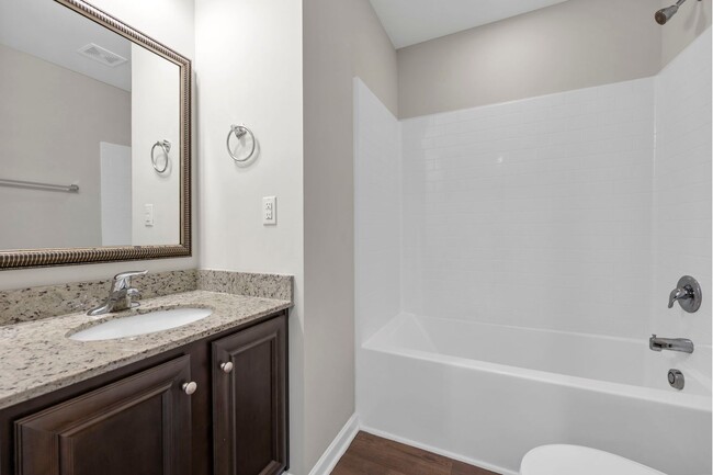 Building Photo - DISCOVER COMFORT & STYLE IN LEXINGTON'S DAWSON'S PARK