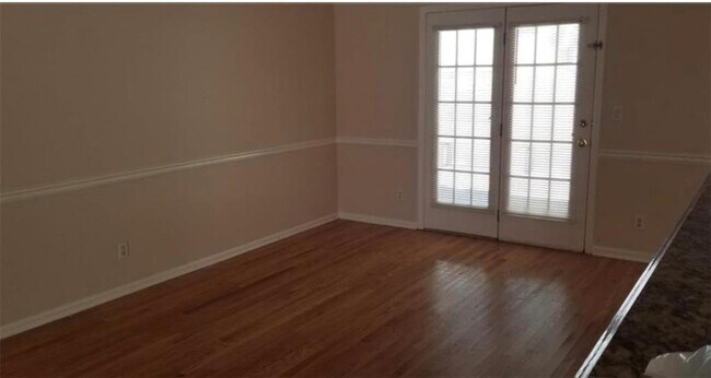 Building Photo - 3386 Shorelake Dr