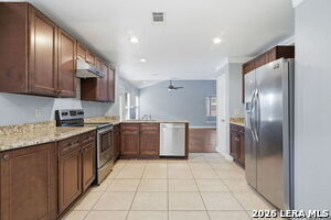 Building Photo - 6915 Raintree Forest