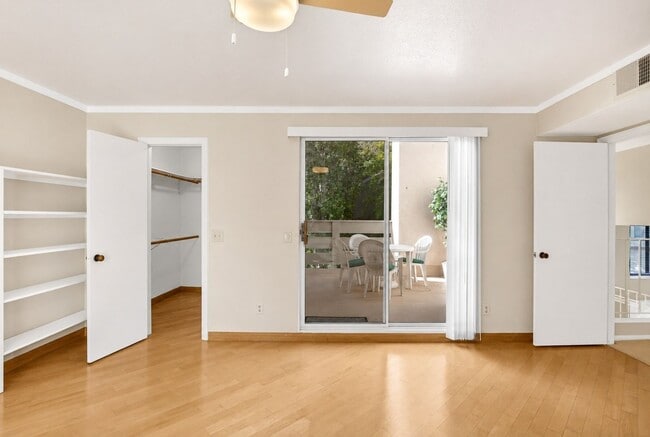 Building Photo - 5451 Caminito Borde