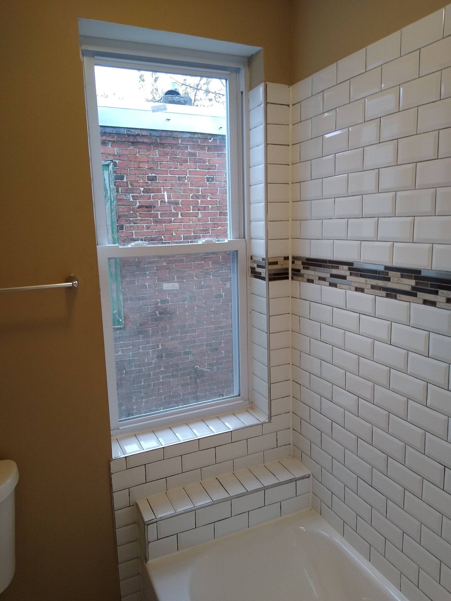 Building Photo - 2054 Ann St