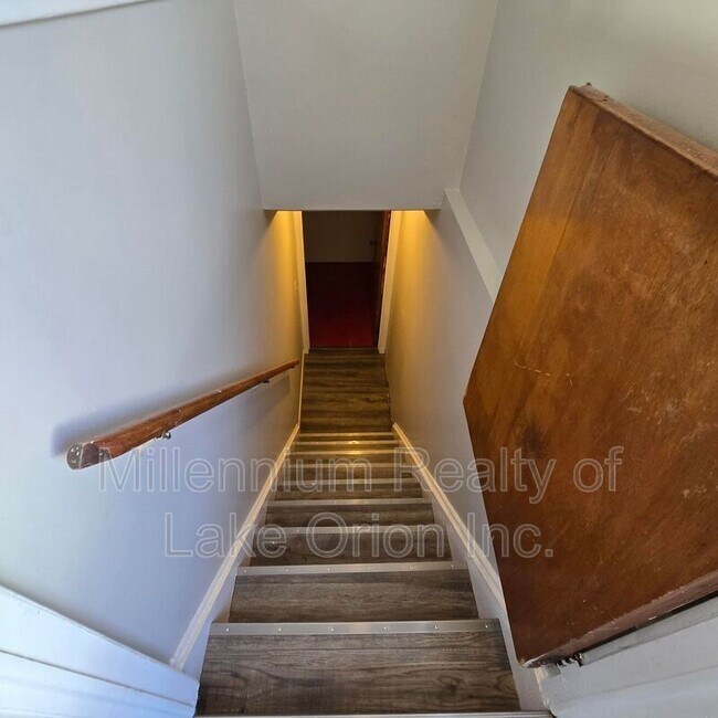 Building Photo - 11539 Hanford Dr