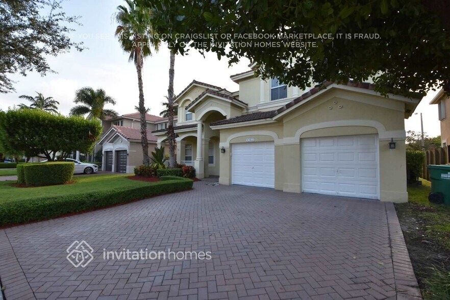 Building Photo - 12433 SW 122nd Ct