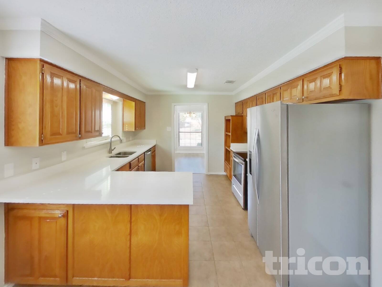 Building Photo - 7761 Grassland Dr