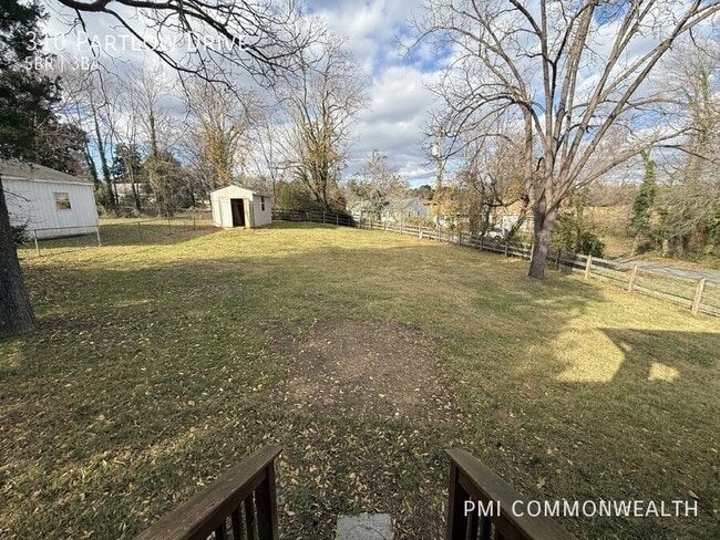 Building Photo - 310 Partlow Dr