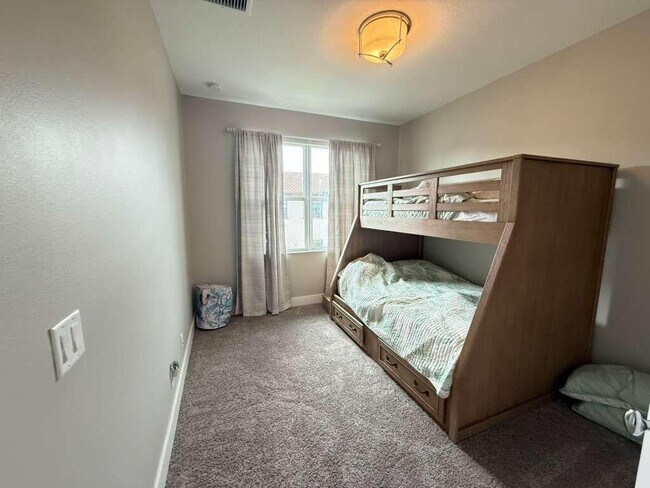 Building Photo - 5348 Sagan Ln