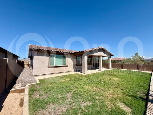 Building Photo - 22899 E Poco Calle