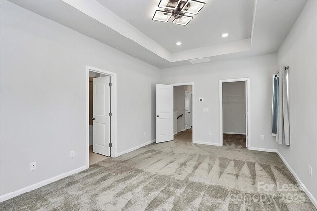 Building Photo - 720 Herlong Ave