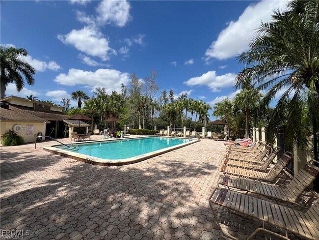 Building Photo - 15126 Parkside Dr