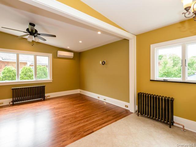 Building Photo - 35 Birch St