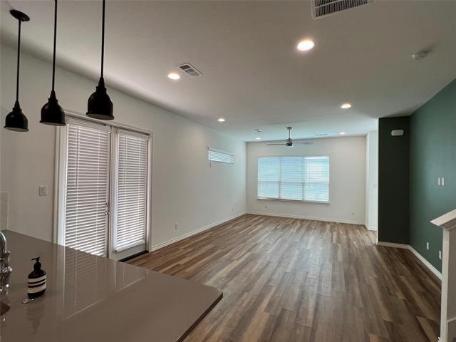 Building Photo - 203 Athenia Dr